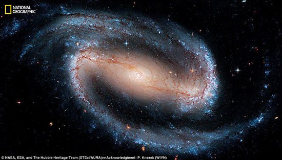 星河灿烂 哈勃望远镜绕地25周年拍摄绝美太空(高清组图)
